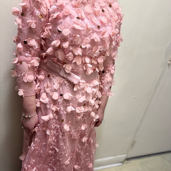 PINK GOWN WITH FLOWERS/SEQUINS - Picture 6 of 8